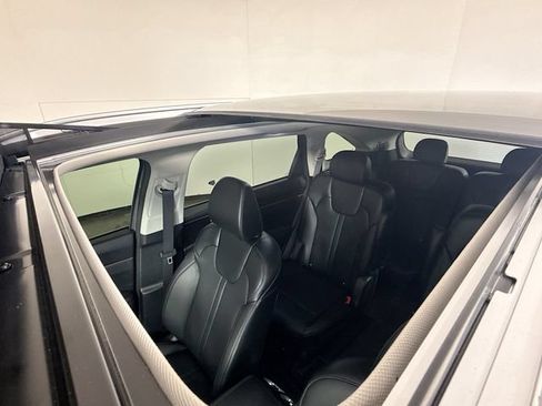 Used 2025 Kia Sorento EX w/ EX Panoramic Sunroof Package AWD/4WD image 24