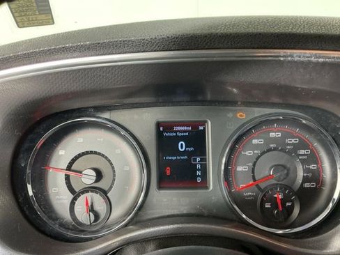 Used 2014 Dodge Charger R/T image 17