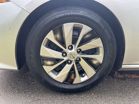 Used 2019 Nissan Altima 2.5 S image 32