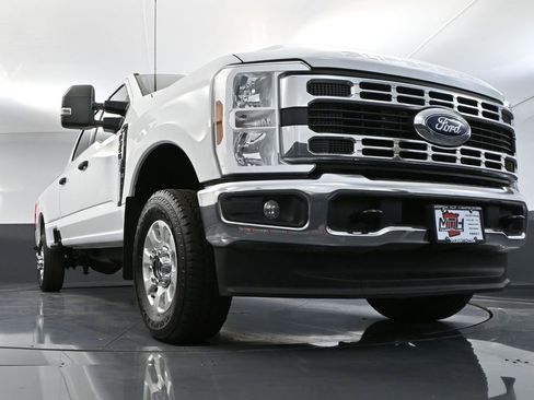 Used 2024 Ford F350 XLT w/ FX4 Off-Road Package image 51