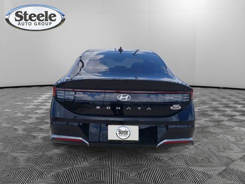 Used 2024 Hyundai Sonata SEL FWD image 15