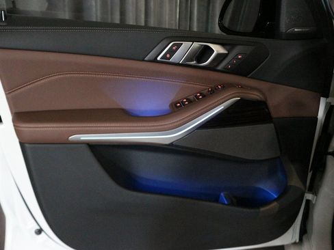 Certified 2024 BMW X5 xDrive40i w/ M Sport Package image 14