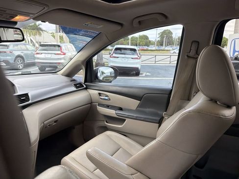 Used 2014 Honda Odyssey EX-L image 11