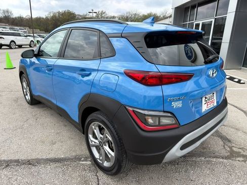 Used 2023 Hyundai Kona SEL w/ Cargo Package FWD image 5