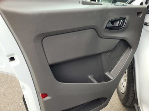 Certified 2022 Ford Transit 350 w/ Interior Upgrade Package RWD image 10