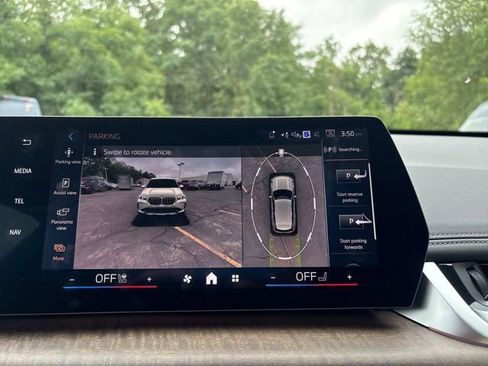 New 2025 BMW X1 xDrive28i w/ Technology Package image 43