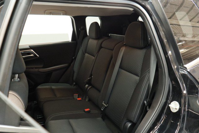 Used 2024 Mitsubishi Outlander ES FWD image 29