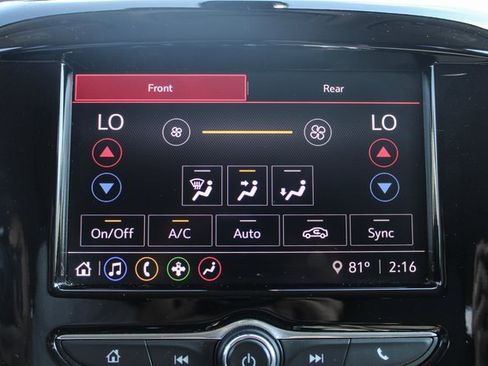 Used 2020 Chevrolet Traverse LS image 24