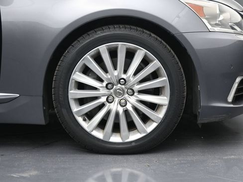 Used 2017 Lexus LS 460 AWD w/ Comfort Package image 44