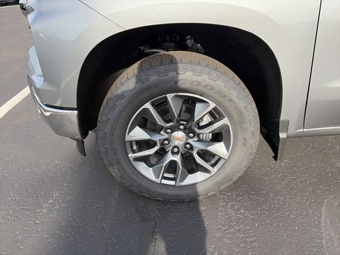 New 2026 Chevrolet Silverado 1500 LT image 10