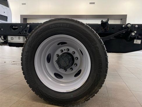 New 2024 Ford F450 XL w/ Snow Plow Prep Package AWD/4WD image 18