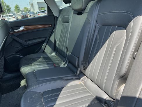 Used 2023 Audi Q5 2.0T Premium Plus w/ Premium Plus Package AWD/4WD image 34