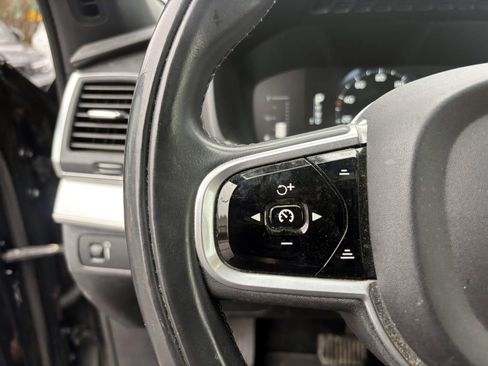 Used 2018 Volvo XC90 T5 Momentum w/ Convenience Package image 18