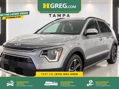 Used 2024 Kia Niro EX