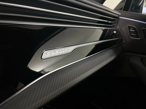 New 2026 Audi SQ7 Prestige image 18