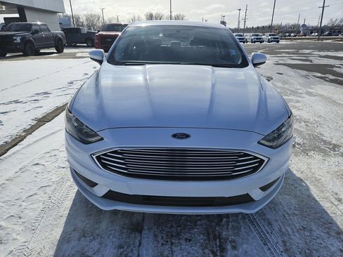 Used 2018 Ford Fusion S image 3