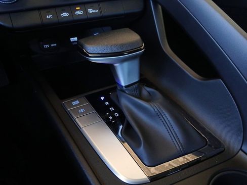New 2026 Hyundai Elantra SE FWD image 18