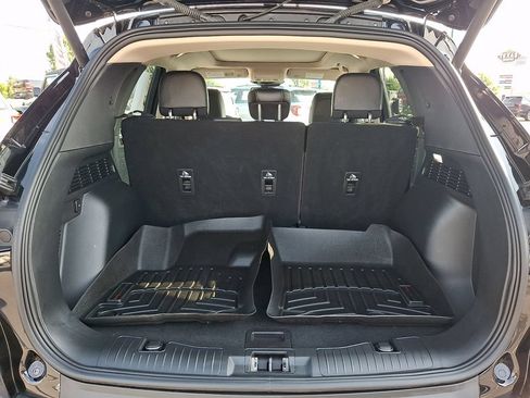 Certified 2020 Ford Escape Titanium AWD/4WD image 30
