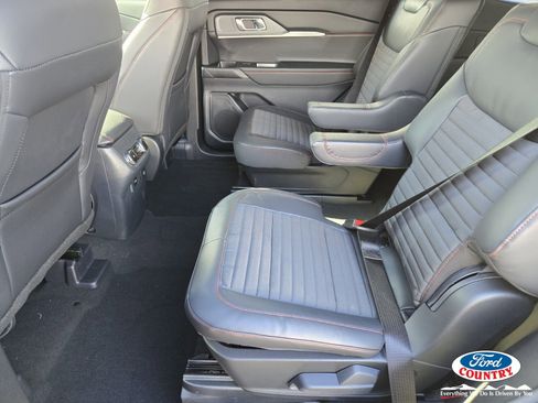 New 2026 Ford Explorer ST-Line w/ ST-Line Street Pack image 7