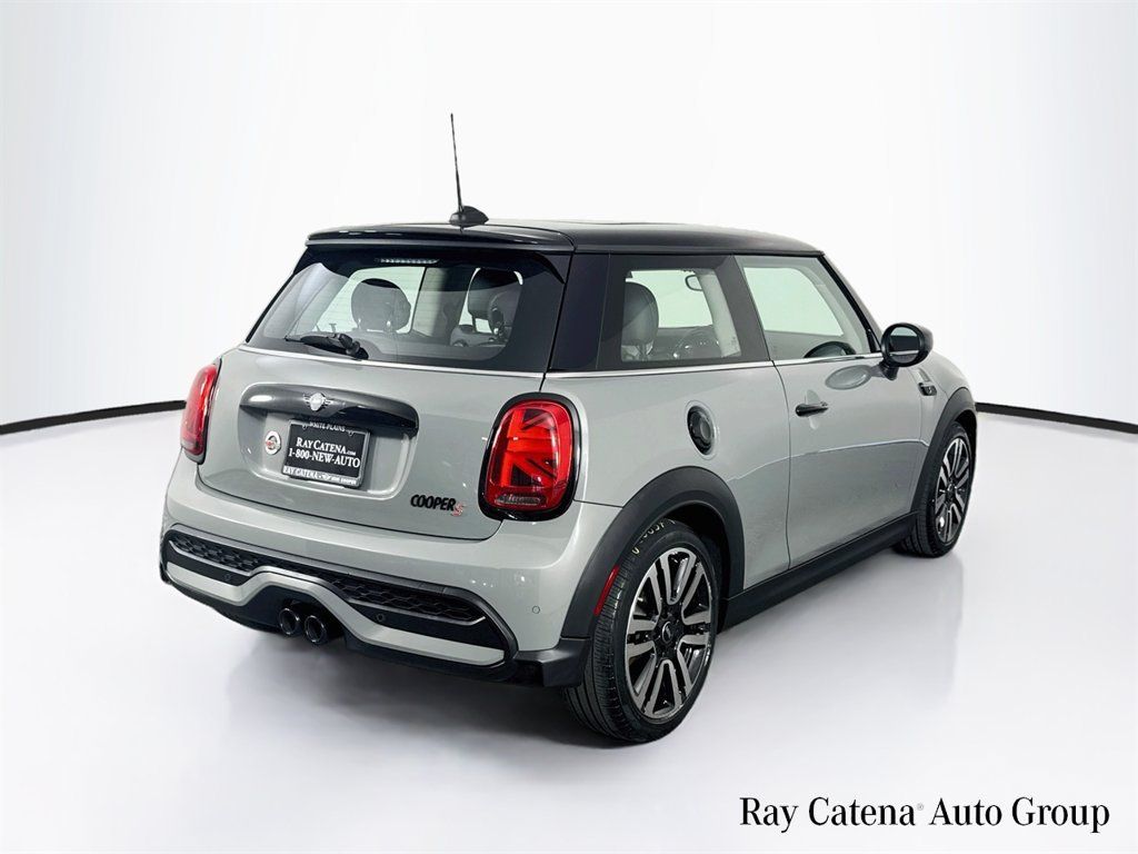 Certified 2023 MINI Cooper S FWD image 7