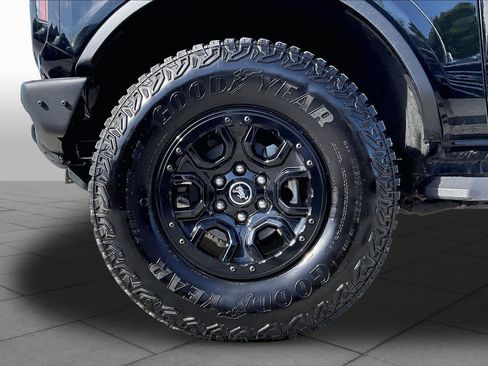 Used 2024 Ford Bronco Wildtrak AWD/4WD image 11