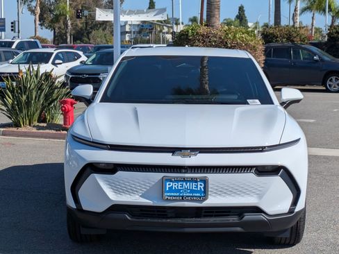Used 2026 Chevrolet Equinox EV LT image 8
