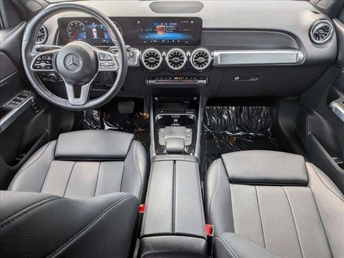Used 2023 Mercedes-Benz GLB 250 image 17