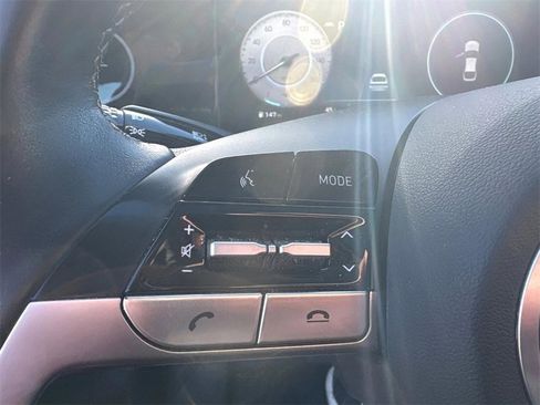 Used 2023 Hyundai Elantra Limited w/ Cargo Package image 18