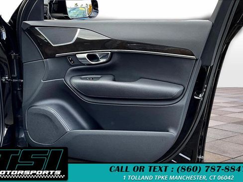 Used 2018 Volvo XC90 T6 Momentum w/ Convenience Package image 24