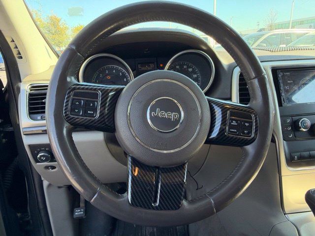 Used 2011 Jeep Grand Cherokee Laredo AWD/4WD image 13