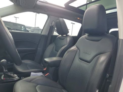 Certified 2018 Jeep Compass Limited w/ Navigation Group image 14