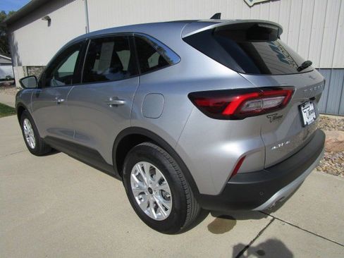 Used 2023 Ford Escape Active w/ Tech Pack #2 image 5