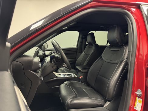 Used 2023 Ford Explorer ST w/ Equipment Group 401A image 16