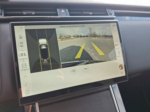 Used 2025 Land Rover Range Rover Velar S image 19