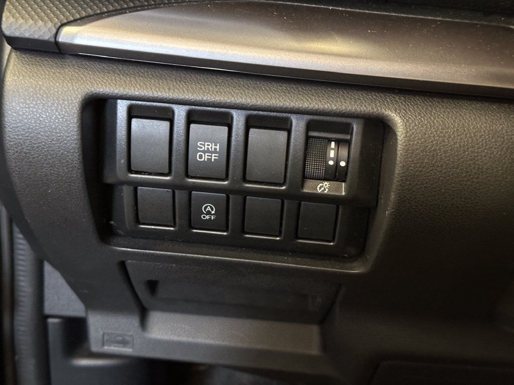 Used 2021 Subaru Forester Premium AWD/4WD image 18