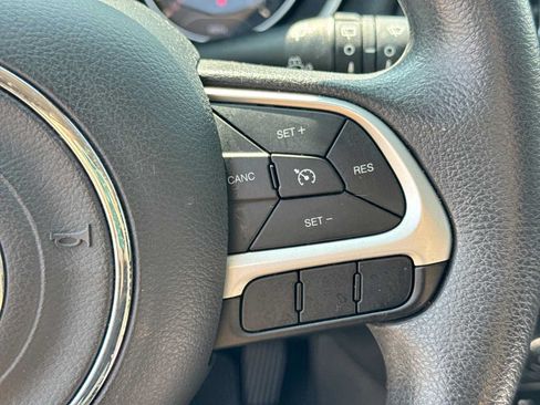 Used 2019 Jeep Compass Sport FWD image 23