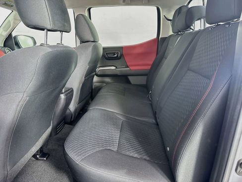 Used 2022 Toyota Tacoma SR5 w/ SR5 Appearance Package (SM) RWD image 34