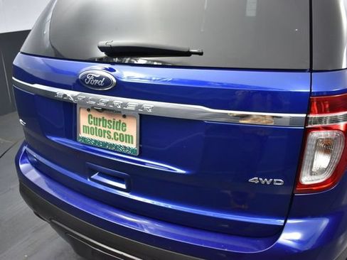 Used 2014 Ford Explorer XLT w/ Equipment Group 202A AWD/4WD image 21