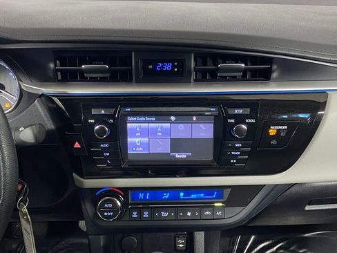 Used 2016 Toyota Corolla LE FWD image 20