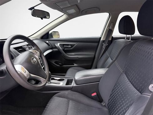 Used 2018 Nissan Altima 2.5 S w/ S Convenience Package image 12