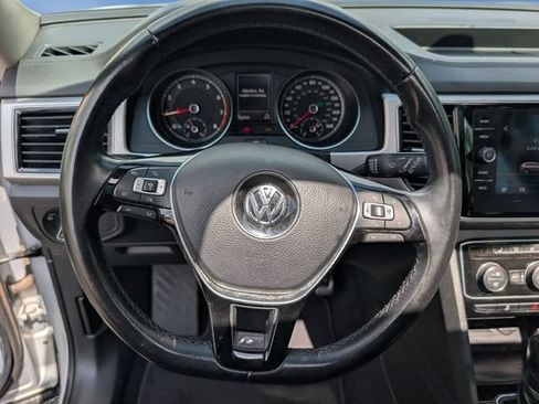 Used 2018 Volkswagen Atlas SEL w/ R-Line Package FWD image 22