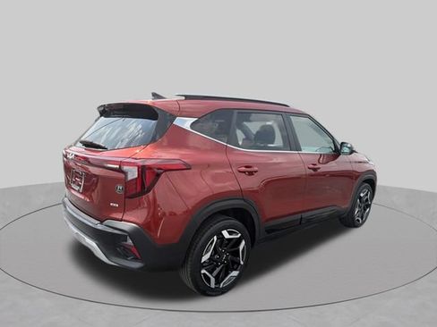 Used 2024 Kia Seltos SX AWD/4WD image 4