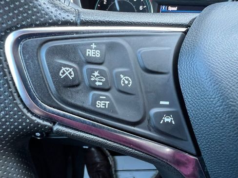 Used 2024 Chevrolet Equinox LS w/ LS Convenience Package image 43