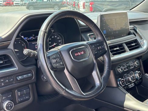 Used 2021 GMC Yukon AT4 w/ Rear Media and Nav Package image 9