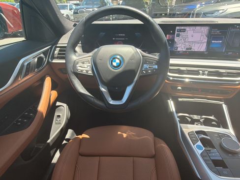 Used 2023 BMW i4 eDrive35 RWD image 4