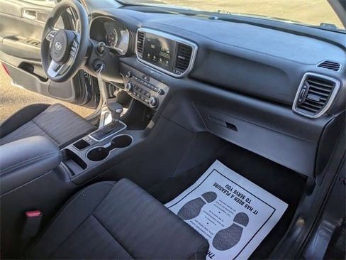 Used 2022 Kia Sportage LX image 24