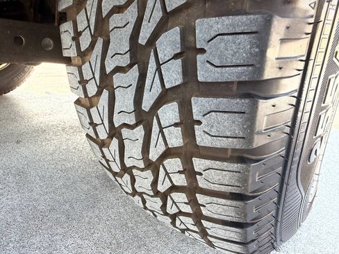 Used 2004 Land Rover Discovery S AWD/4WD image 40