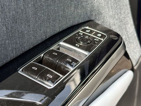 New 2026 Cadillac Escalade Platinum Sport w/ LPO, ONYX Package AWD/4WD image 17