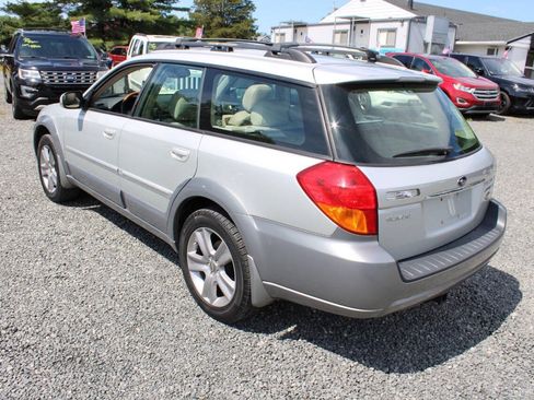 Used 2005 Subaru Outback 3.0R L.L. Bean AWD/4WD image 9