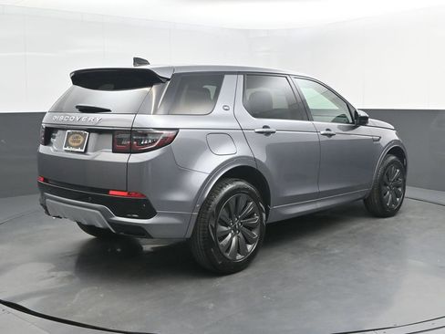Used 2025 Land Rover Discovery Sport S AWD/4WD image 7